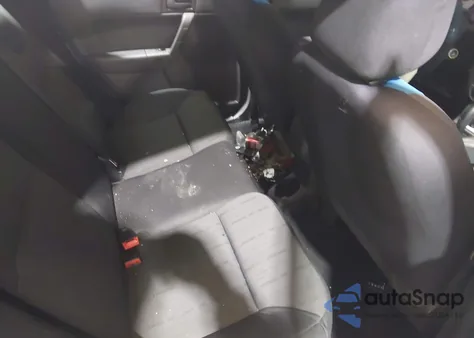 2008 Ford Focus Se/Ses из США, поврежденный, VIN 1FAHP35N98W164527